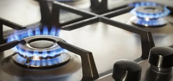 Piano cottura: gas e induzione a confronto