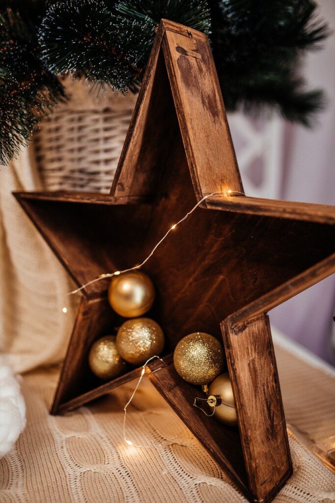 Decorazioni natalizie fai da te in legno