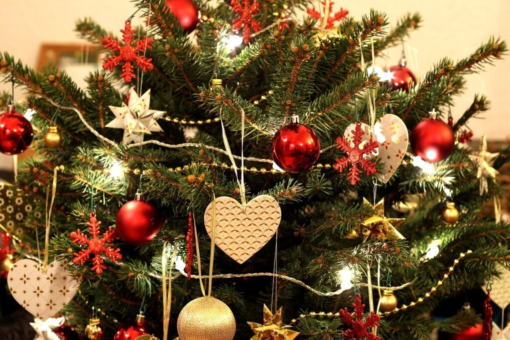 Addobbare l'albero di Natale: 10 errori comuni
