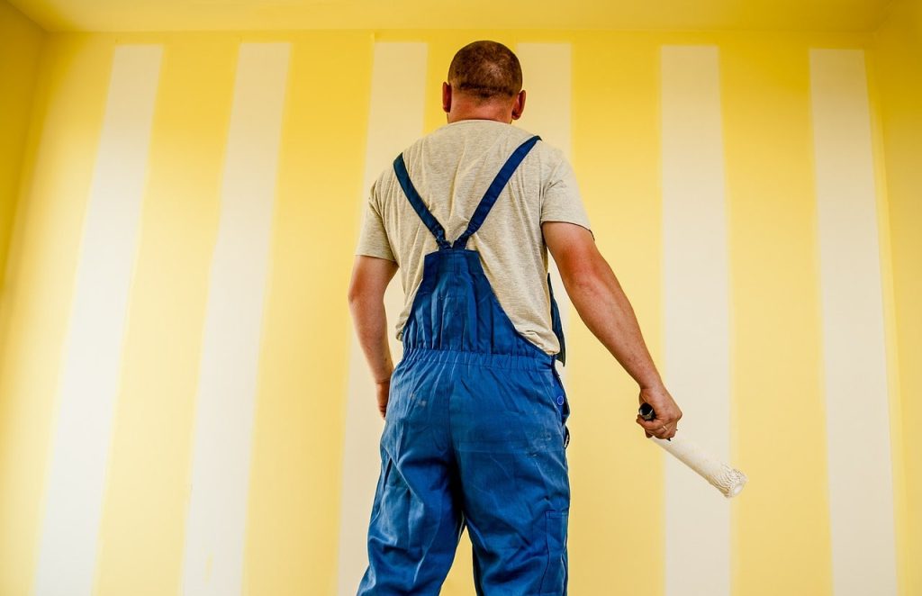 Dipingere le pareti di casa