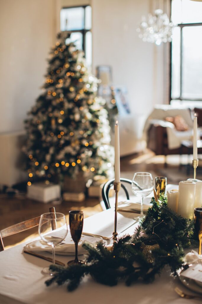 Come decorare una tavola per Natale: 25+ idee!