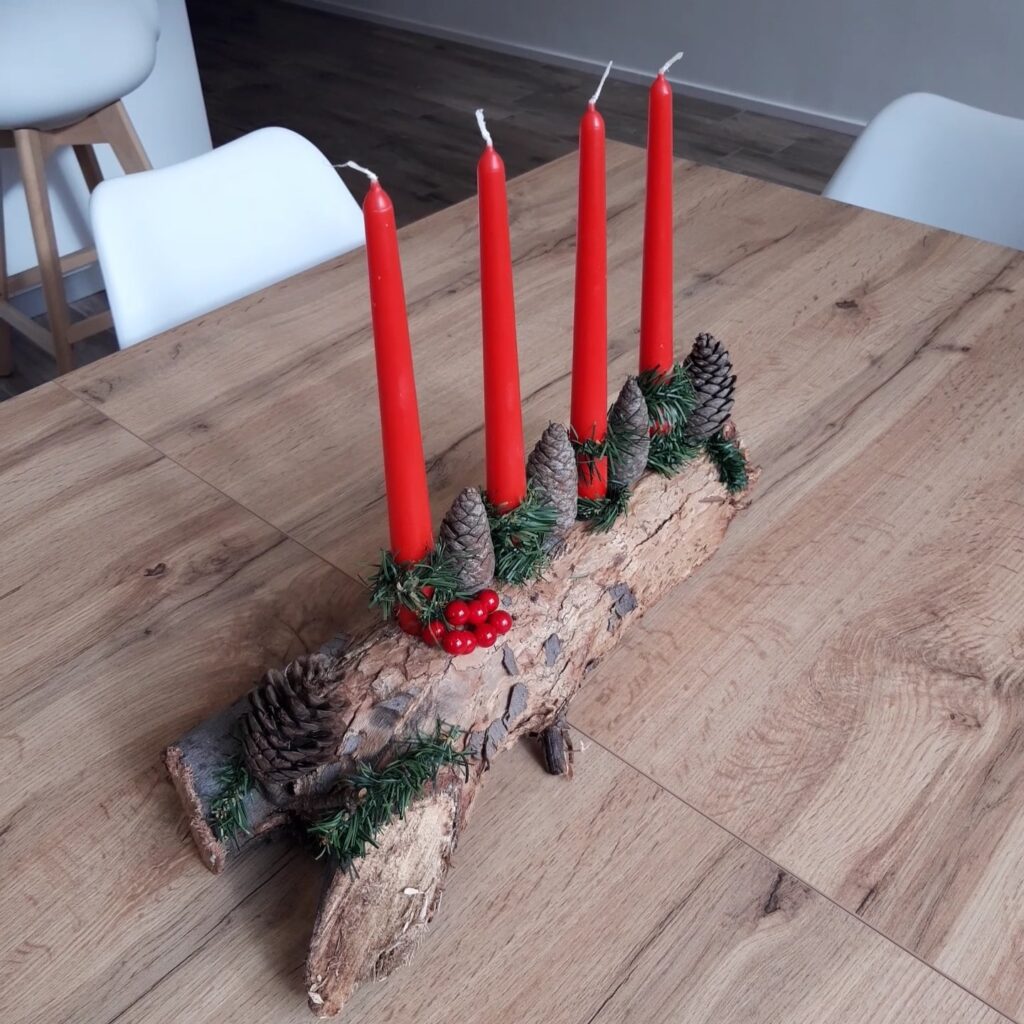 Come realizzare un centrotavola natalizio fai da te con un tronco di legno